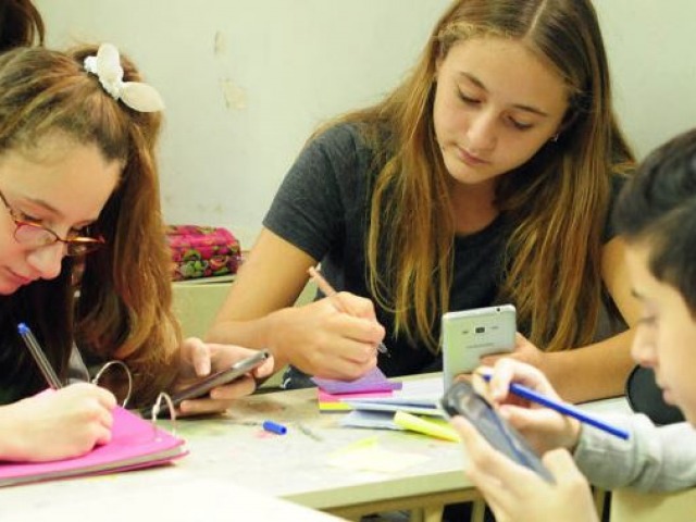 Estudiantes secundarios tendrn un boletn digital